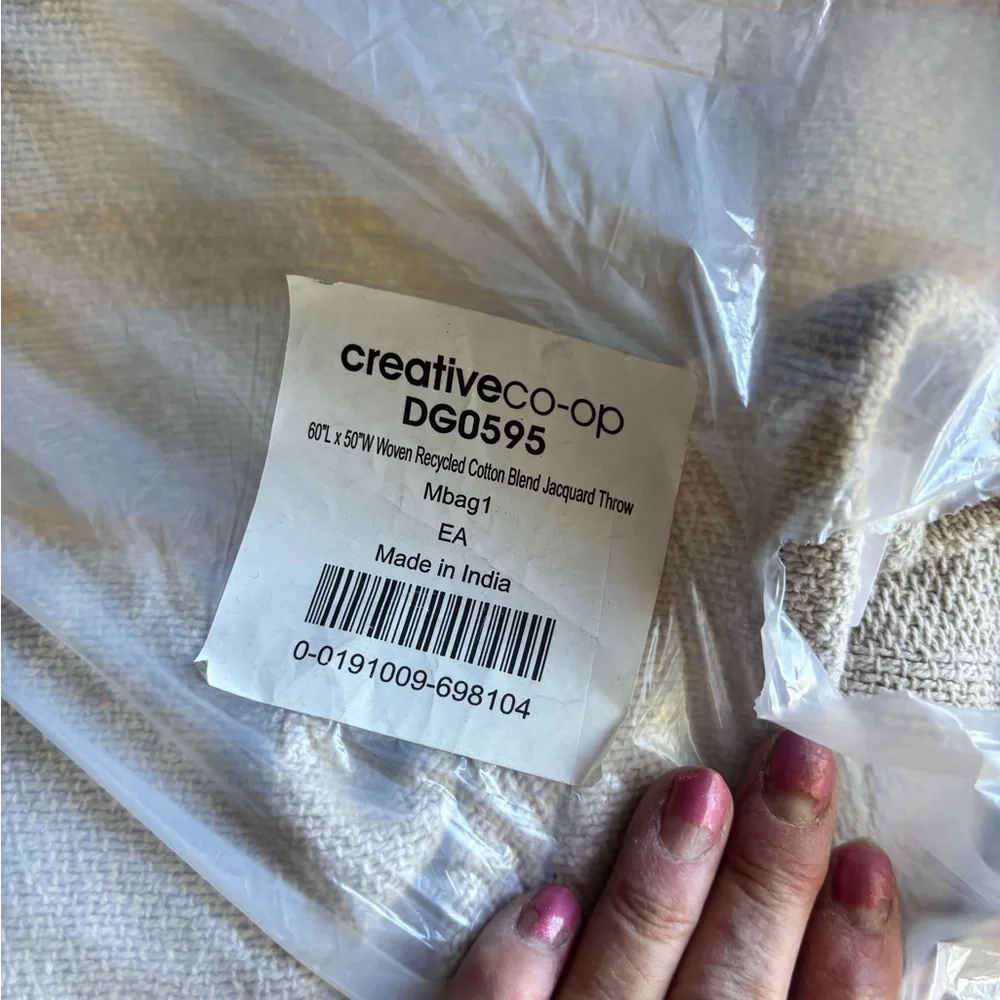 Creative Co-Op Woven Cotton Blend JacquardThrow with Pattern,Stripes and Tassels